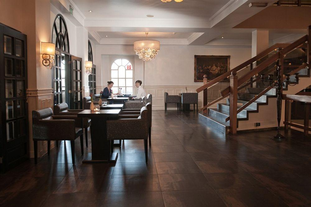 Hotel Moers Van Der Valk Exterior foto
